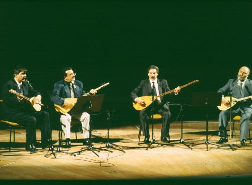 Arif Sağ, Yavuz Top, Ali Ekber Çiçek und Musa Eroğlu in der Berliner Philharmonie